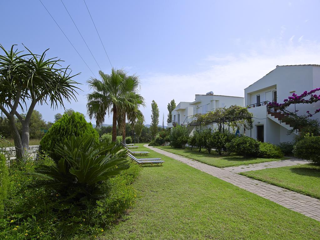 Mousses Apartments & Studios Kissamos Exterior photo